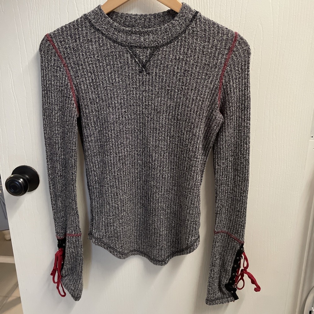 Free People Gray Long sleeve Adjustable Tie Up Detail Small
